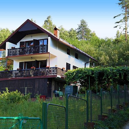 Merak Holiday Home 비소코 외부 사진