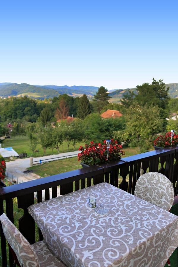 Merak Holiday Home 비소코 외부 사진